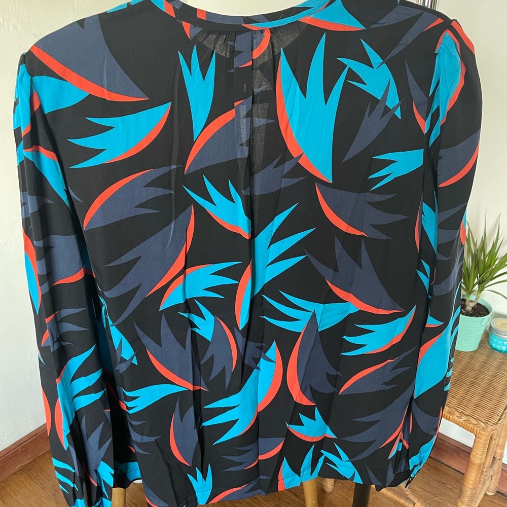 Diane Von Furstenberg Black and Blue Blouse with Red Accents - Picture 2 of 3
